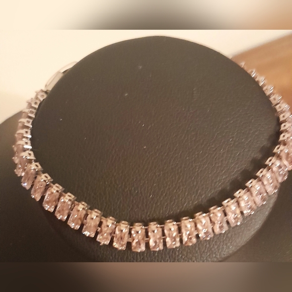 Chic Silver and Pink Bracelet - Picture 1 of 2